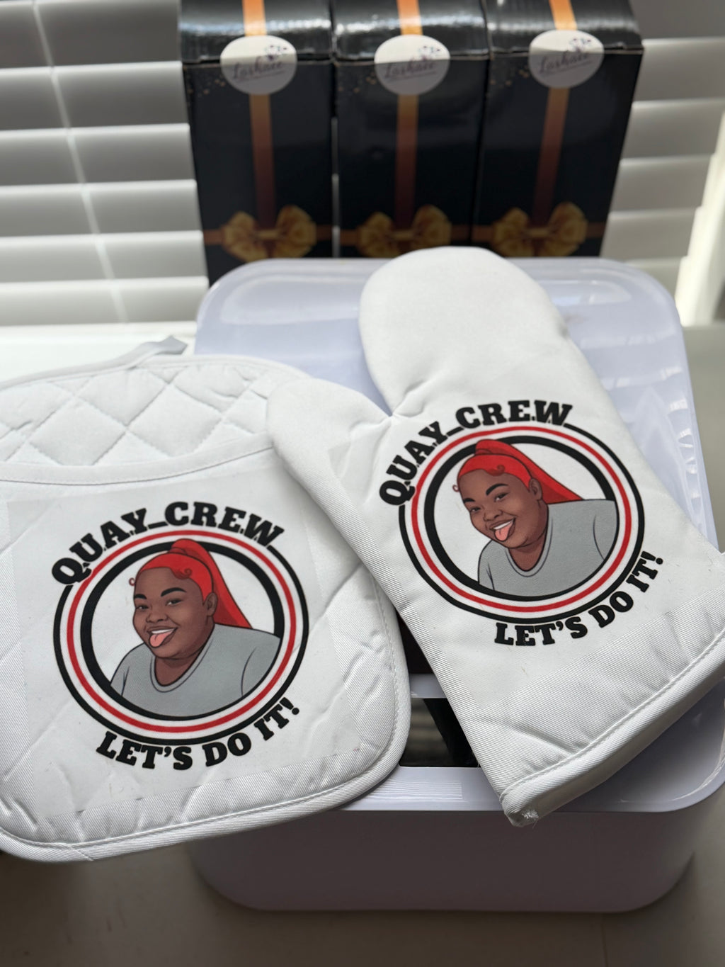 Quay-Crew Lifestyle Bundle – Apron, Tumbler, Oven Mitt Set & Signature T-Shirt
